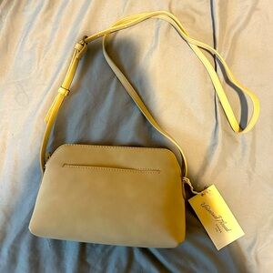 Universal thread purse